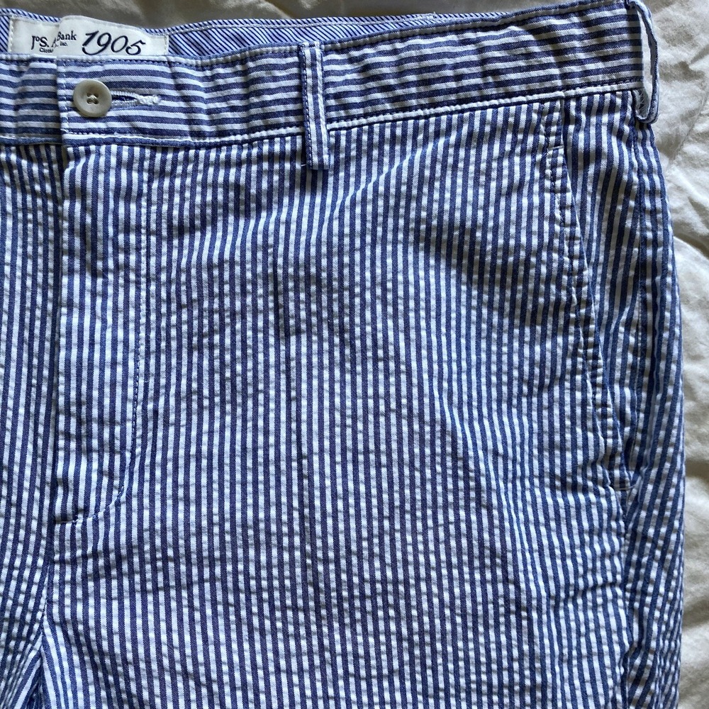 Jos A Bank Men's 36W Seersucker Shorts Flat Front Tailored Fit Stripe Blue White
